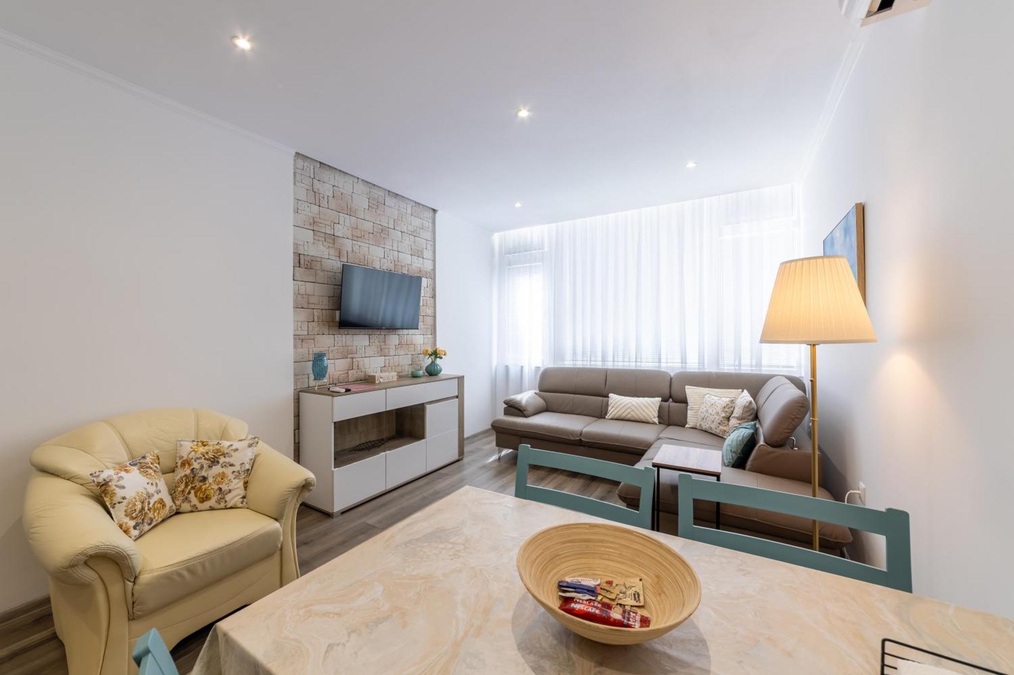 E-Home Apartments Varna Extérieur photo
